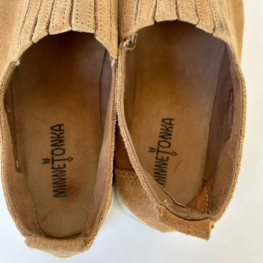 Minnetonka Gabi Slip On Moccasin Sneakers Sz 8.5
